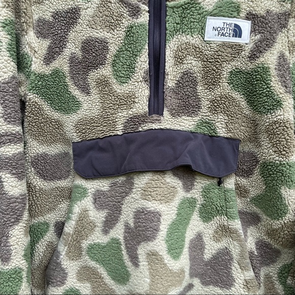 {VGUC} [The North Face] {Camo} [Campshire Sherpa Fleece Hoodie Men’s]{Small} - Picture 4 of 6